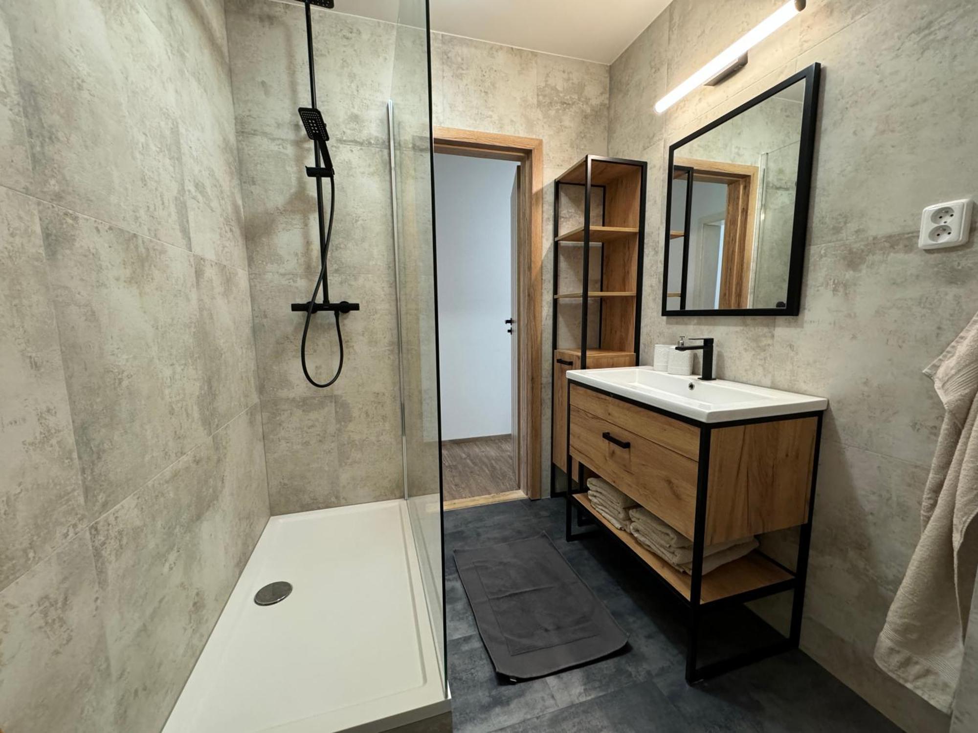 Вілла Camphouse Chvalsiny Екстер'єр фото